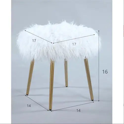 Otomana Ravni con detalles de piel sintética y patas doradas