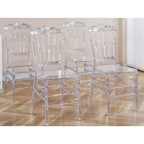 Set di 4 sedie da pranzo in plastica trasparente