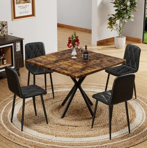 Tavolo da pranzo quadrato