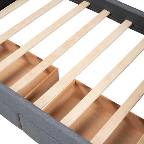 Divano letto imbottito con due cassetti