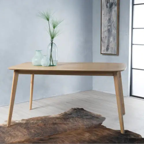 Mesa de nogal de mediados de siglo