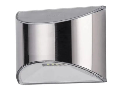 Luces solares para escalones de exterior y pasillos